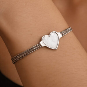 Narukvica sa srcom poludragi kamen srebrna boja