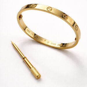 Love narukvica zlatna boja