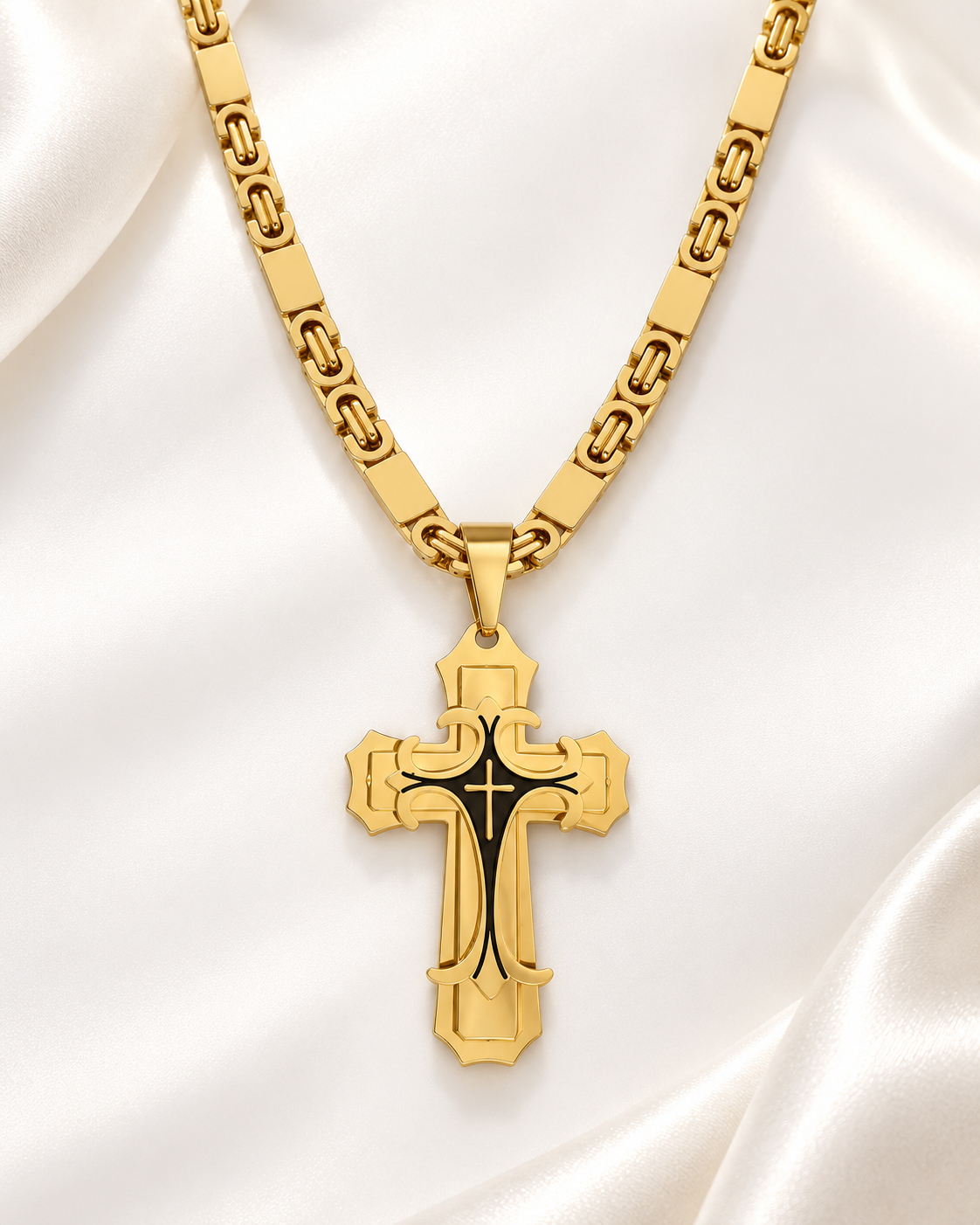 Zlatni muški lanac od hirurškog čelika sa priveskom krsta i crnim ornamentom, OGR-1